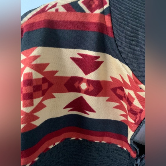 NWT OUTBACK TRADING COMPANY, WOMENS CHARCOAL HARLOW SWEATSHIRT, AZTEC, M - Picture 8 of 12